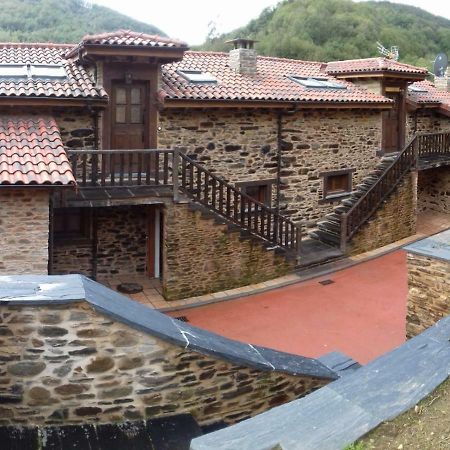 Apartamentos Rurales Casa Carmen Pola de Allande Eksteriør bilde