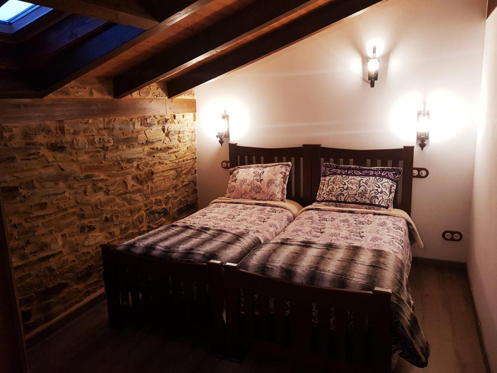 Apartamentos Rurales Casa Carmen Pola de Allande Rom bilde